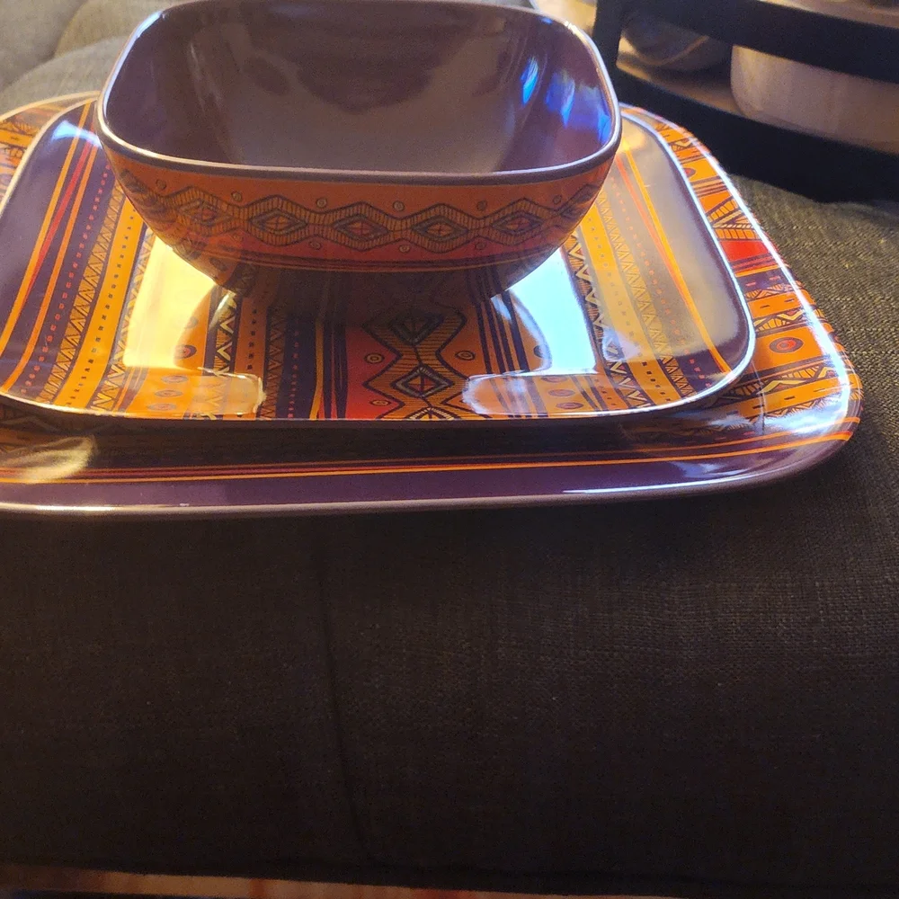 12pc Colorful Geometric Dinnerware Set - Picture 2 of 5